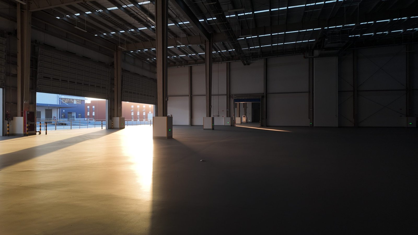 RuiZhe Logistics default