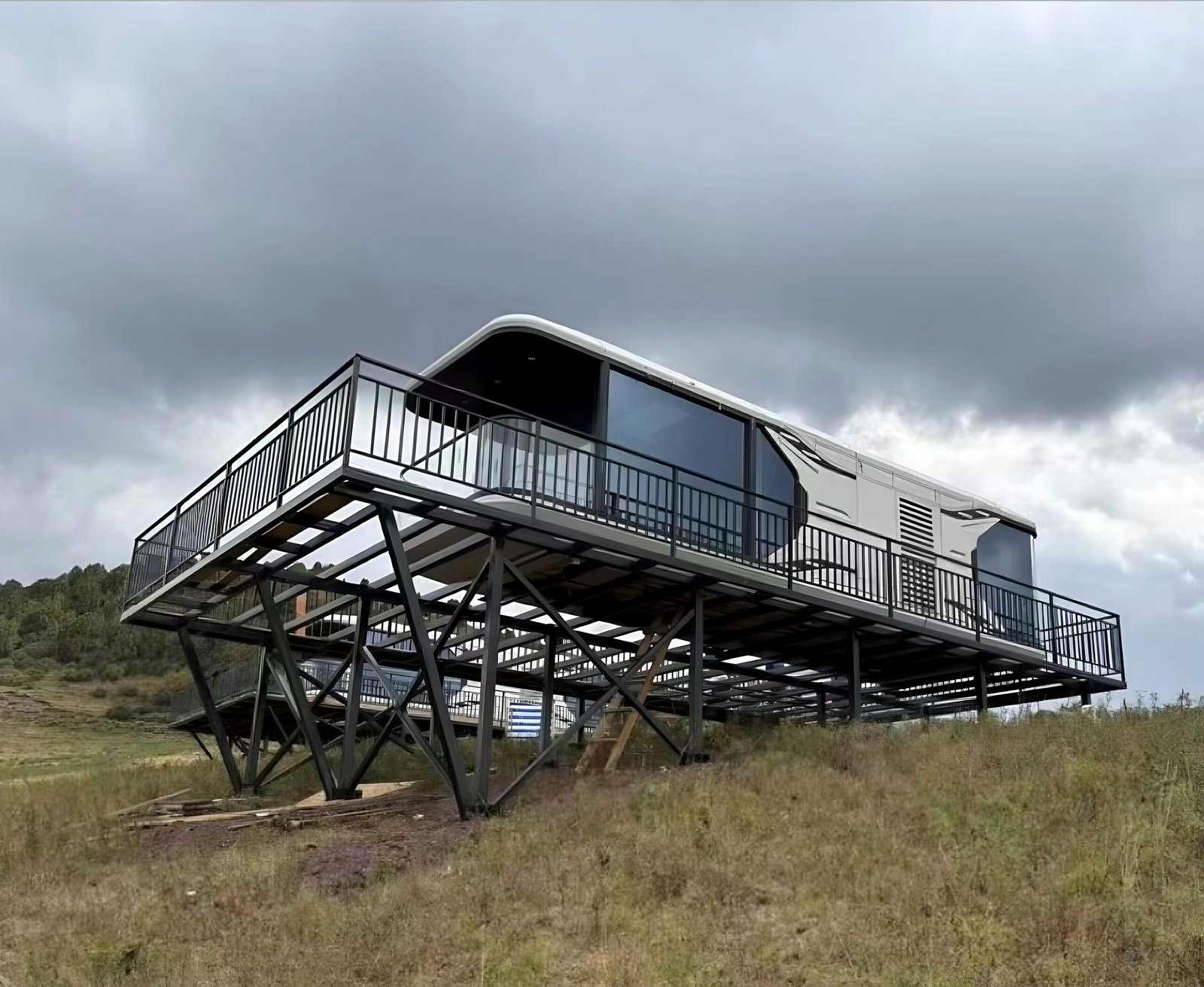 Spain Capsule House 2026 01 08 161234